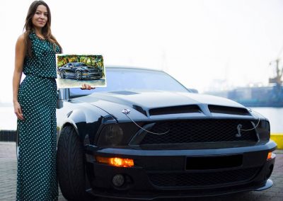 Rufina artist drawing a Ford Mustang